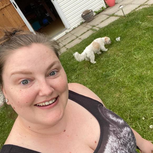 Meet your Posher, Jennifer - Picture 1 of 1